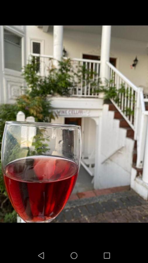 Vancouver Island Castle Cove Inn Chemainus Εξωτερικό φωτογραφία